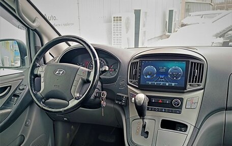 Hyundai H-1 II рестайлинг, 2017 год, 2 290 000 рублей, 7 фотография