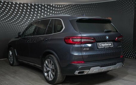 BMW X5, 2019 год, 6 294 000 рублей, 3 фотография