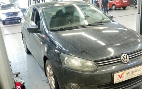 Volkswagen Polo VI (EU Market), 2012 год, 720 000 рублей, 2 фотография