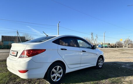 Hyundai Solaris II рестайлинг, 2013 год, 700 000 рублей, 5 фотография