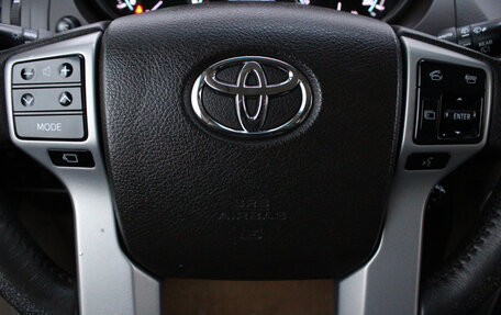 Toyota Land Cruiser Prado 150 рестайлинг 2, 2013 год, 2 699 000 рублей, 20 фотография