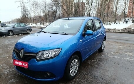 Renault Sandero II рестайлинг, 2015 год, 935 000 рублей, 6 фотография