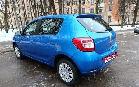 Renault Sandero II рестайлинг, 2015 год, 935 000 рублей, 5 фотография