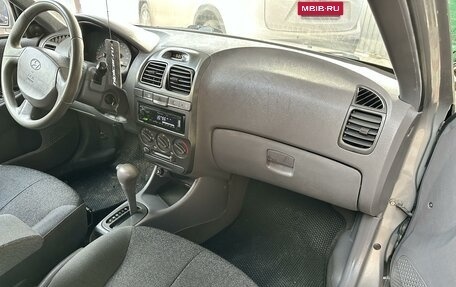 Hyundai Accent II, 2008 год, 500 000 рублей, 8 фотография