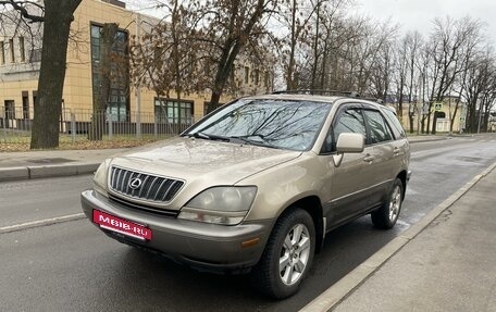 Lexus RX IV рестайлинг, 2001 год, 750 000 рублей, 2 фотография