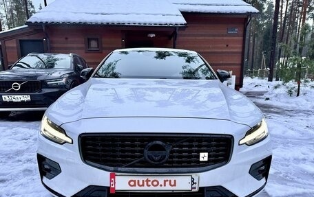 Volvo S60 III, 2019 год, 3 285 000 рублей, 2 фотография