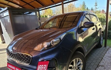 KIA Sportage IV рестайлинг, 2019 год, 2 199 000 рублей, 1 фотография