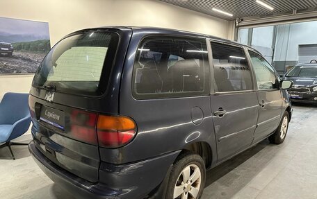 Volkswagen Sharan I рестайлинг, 1998 год, 249 000 рублей, 4 фотография