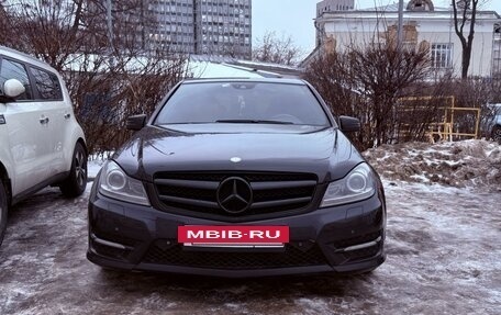 Mercedes-Benz C-Класс, 2012 год, 1 500 000 рублей, 2 фотография