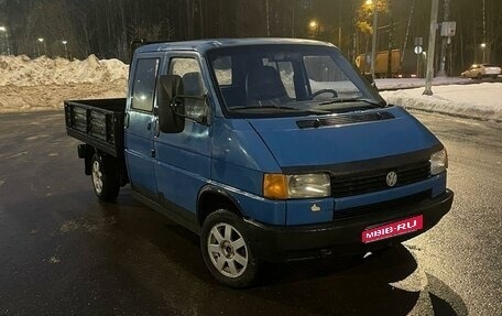 Volkswagen Transporter T4, 1993 год, 550 000 рублей, 1 фотография