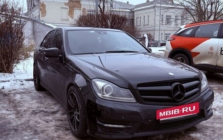 Mercedes-Benz C-Класс, 2012 год, 1 500 000 рублей, 3 фотография