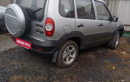 Chevrolet Niva I рестайлинг, 2011 год, 498 000 рублей, 5 фотография