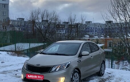 KIA Rio III рестайлинг, 2012 год, 900 000 рублей, 2 фотография