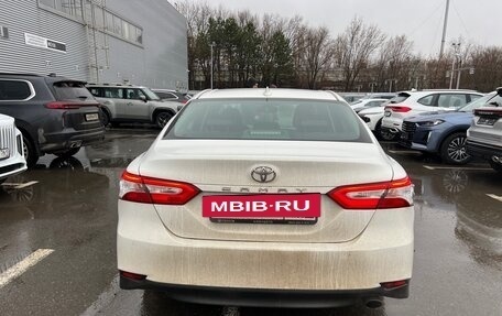 Toyota Camry, 2019 год, 3 360 000 рублей, 5 фотография