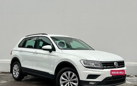 Volkswagen Tiguan II, 2020 год, 2 698 500 рублей, 3 фотография