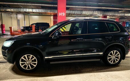 Volkswagen Touareg III, 2013 год, 2 590 000 рублей, 1 фотография