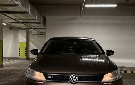 Volkswagen Jetta VI, 2011 год, 920 000 рублей, 13 фотография