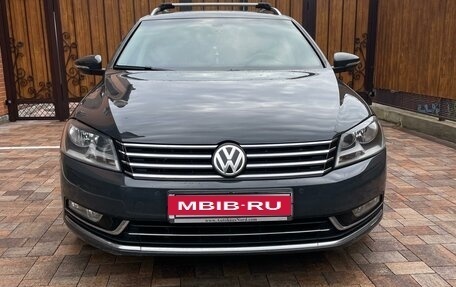 Volkswagen Passat B7, 2011 год, 1 250 000 рублей, 2 фотография