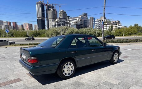 Mercedes-Benz E-Класс, 1995 год, 3 200 000 рублей, 3 фотография