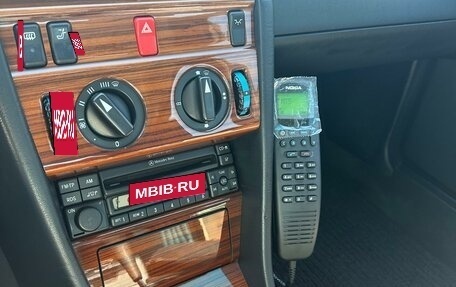 Mercedes-Benz E-Класс, 1995 год, 3 200 000 рублей, 11 фотография