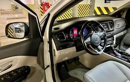 KIA Carnival III, 2018 год, 3 150 000 рублей, 10 фотография