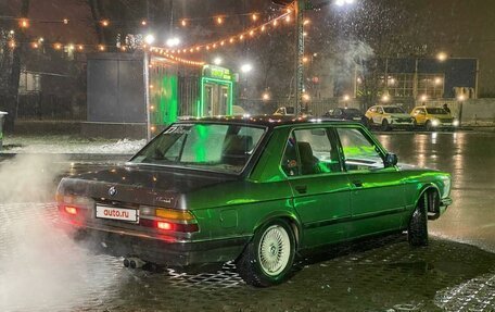 BMW 5 серия, 1982 год, 500 000 рублей, 2 фотография