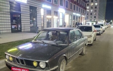 BMW 5 серия, 1982 год, 500 000 рублей, 5 фотография