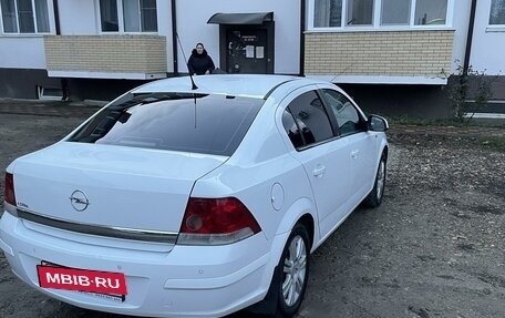 Opel Astra H, 2011 год, 765 000 рублей, 3 фотография