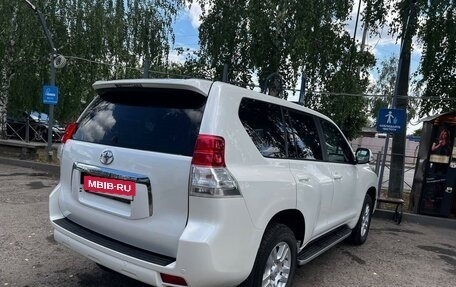 Toyota Land Cruiser Prado 150 рестайлинг 2, 2013 год, 3 050 000 рублей, 5 фотография