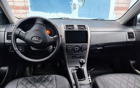 Toyota Corolla, 2010 год, 1 030 000 рублей, 17 фотография