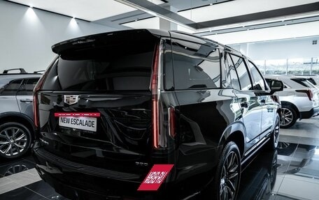 Cadillac Escalade V, 2024 год, 23 500 000 рублей, 4 фотография