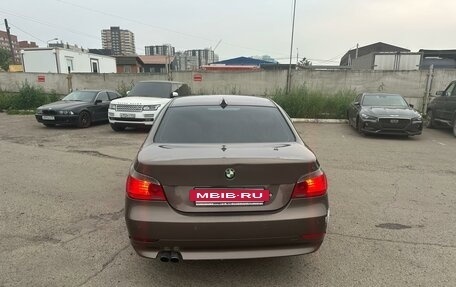 BMW 5 серия, 2005 год, 700 000 рублей, 3 фотография