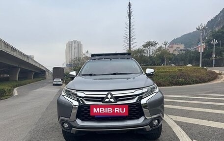 Mitsubishi Pajero Sport III рестайлинг, 2020 год, 3 400 000 рублей, 9 фотография