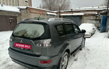 Mitsubishi Outlander III рестайлинг 3, 2009 год, 950 000 рублей, 5 фотография