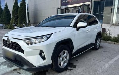 Toyota RAV4, 2020 год, 2 515 000 рублей, 1 фотография