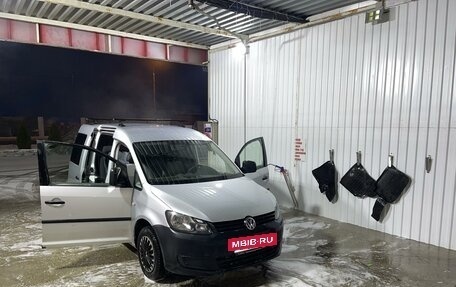 Volkswagen Caddy III рестайлинг, 2013 год, 750 000 рублей, 2 фотография