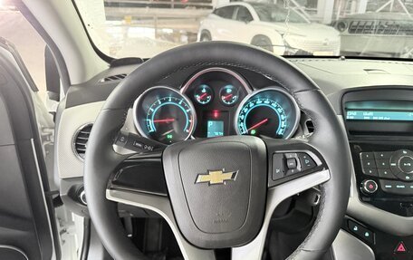 Chevrolet Cruze II, 2012 год, 800 000 рублей, 14 фотография