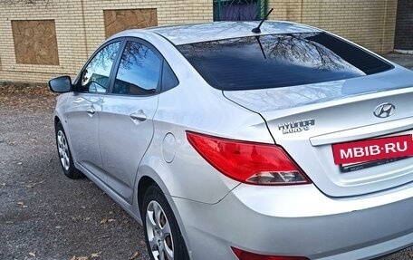 Hyundai Solaris II рестайлинг, 2015 год, 980 000 рублей, 6 фотография