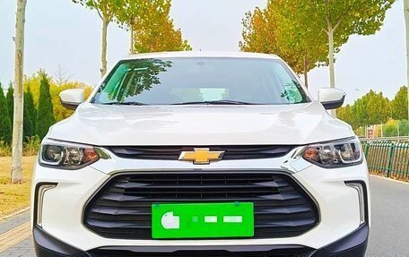 Chevrolet Tracker, 2021 год, 1 390 000 рублей, 2 фотография