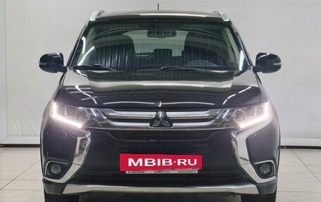 Mitsubishi Outlander III рестайлинг 3, 2016 год, 2 448 000 рублей, 3 фотография