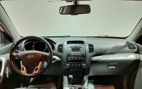 KIA Sorento II рестайлинг, 2011 год, 1 500 000 рублей, 14 фотография