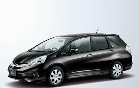 Honda Fit Shuttle I рестайлинг, 2013 год, 1 075 000 рублей, 1 фотография