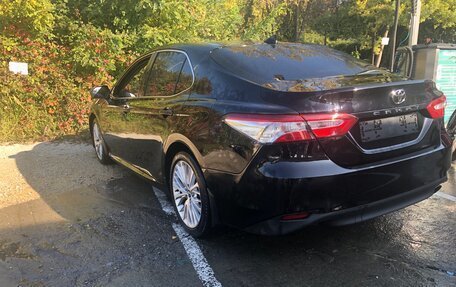 Toyota Camry, 2018 год, 2 950 000 рублей, 2 фотография