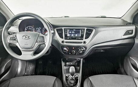 Hyundai Solaris II рестайлинг, 2021 год, 1 490 000 рублей, 17 фотография