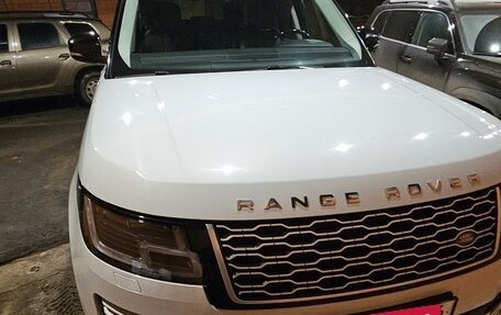 Land Rover Range Rover IV рестайлинг, 2018 год, 8 000 000 рублей, 3 фотография