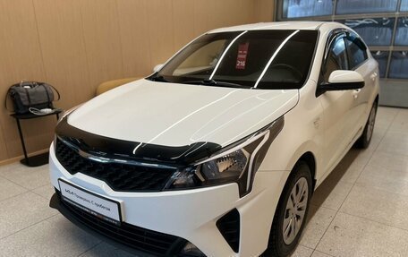 KIA Rio IV, 2020 год, 1 796 000 рублей, 3 фотография