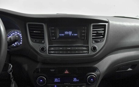 Hyundai Tucson III, 2016 год, 1 880 000 рублей, 12 фотография