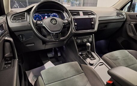 Volkswagen Tiguan II, 2017 год, 2 950 000 рублей, 7 фотография