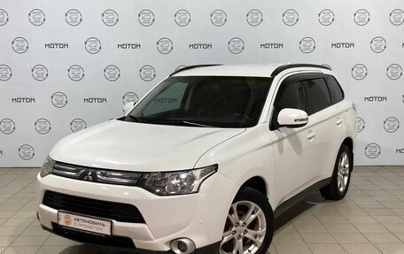 Mitsubishi Outlander III рестайлинг 3, 2012 год, 1 373 000 рублей, 3 фотография