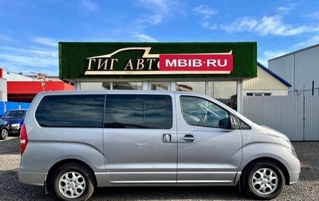 Hyundai H-1 II рестайлинг, 2012 год, 1 900 000 рублей, 6 фотография